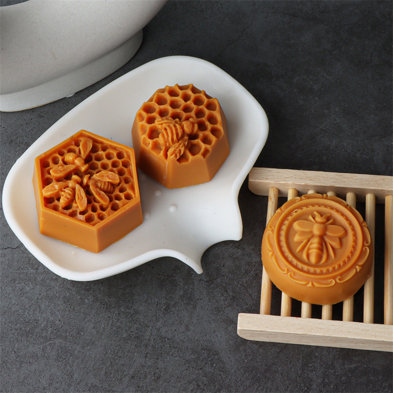 3D Flying Bee Honeycomb Candle - đánh giá và giá Soap Making Instructions